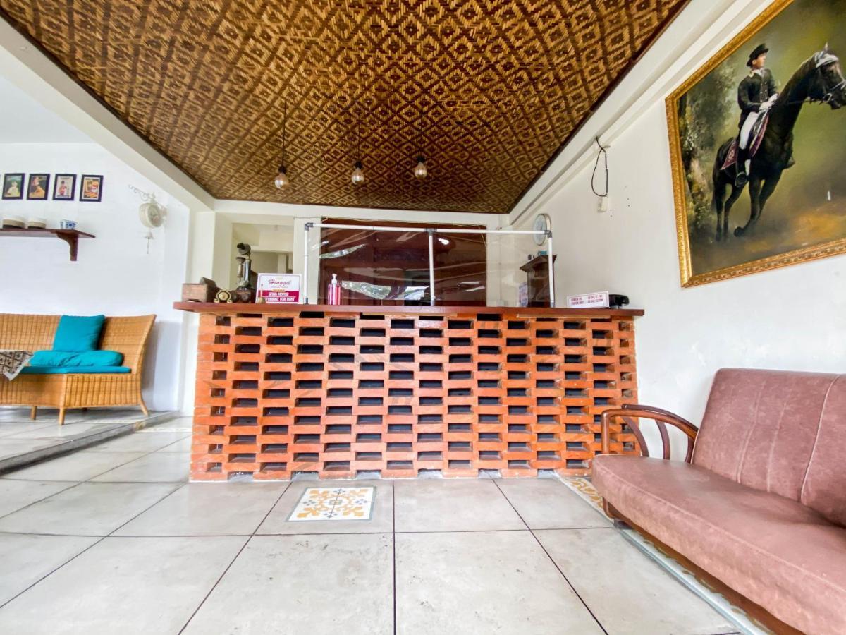יוגיאקרטה Hinggil Homestay Syariah Malioboro Yogya Mitra Reddoorz מראה חיצוני תמונה