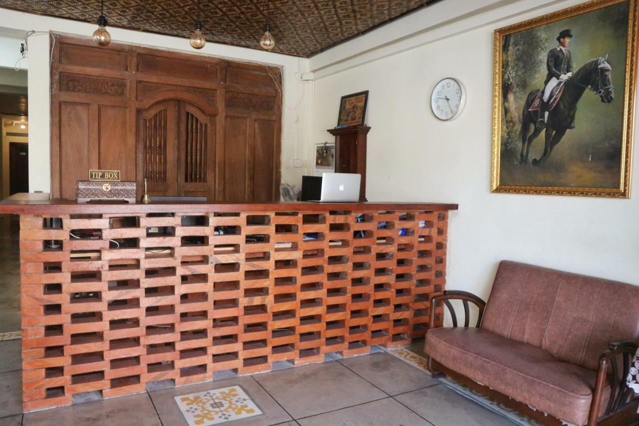 יוגיאקרטה Hinggil Homestay Syariah Malioboro Yogya Mitra Reddoorz מראה חיצוני תמונה